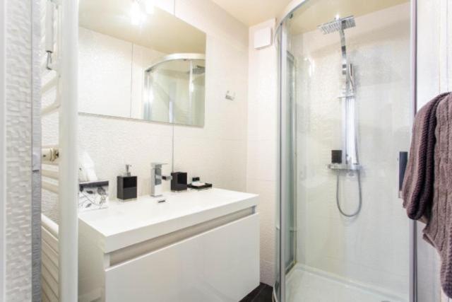 Cmg Grand Boulevards / Sentiers II Apartment Paris Luaran gambar